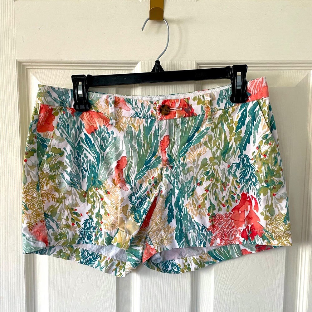 Old Navy Patterned Chino shorts
